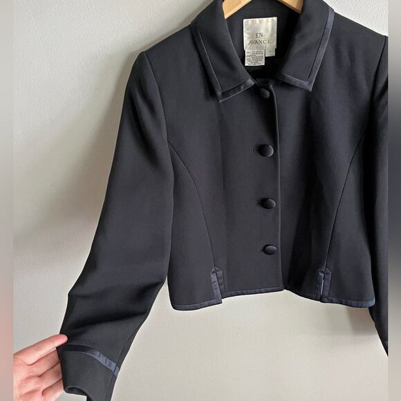 Vintage En Avance Black Cropped Blazer 4 Satin Trim Button Front Y2K Minimalist - Picture 3 of 7